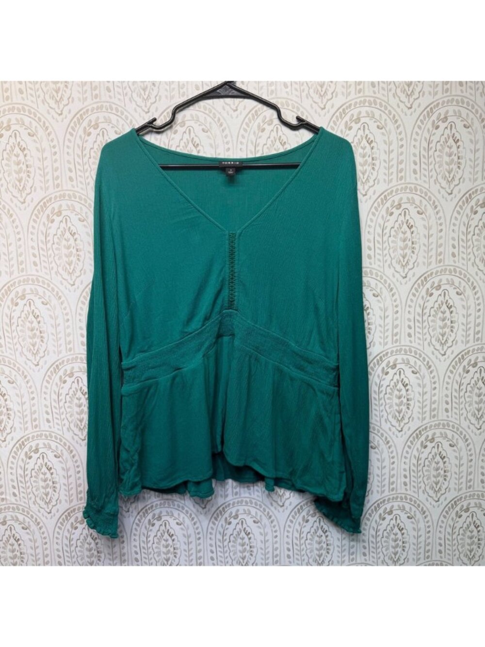 Torrid Babydoll Blouse Women 1 Green Long Sleeve Smocked Empire Waist V-Neck Top